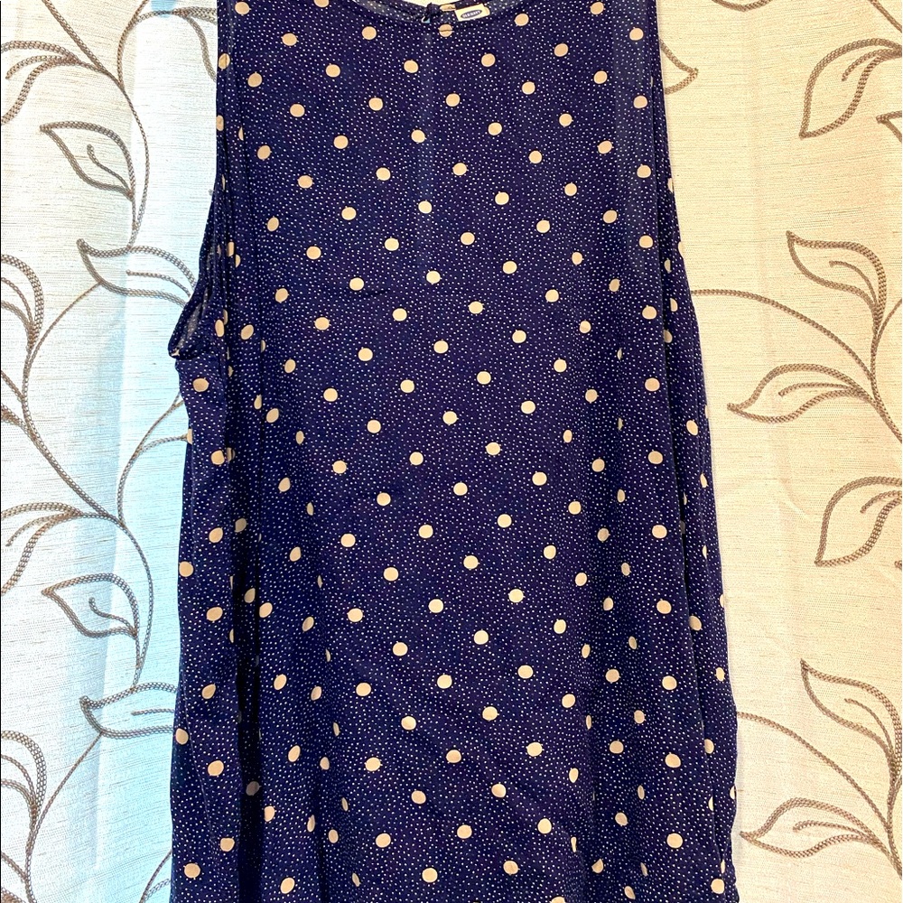Navy blue w/ white polka dots tank
